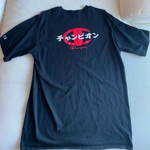 Champion Tee size XL